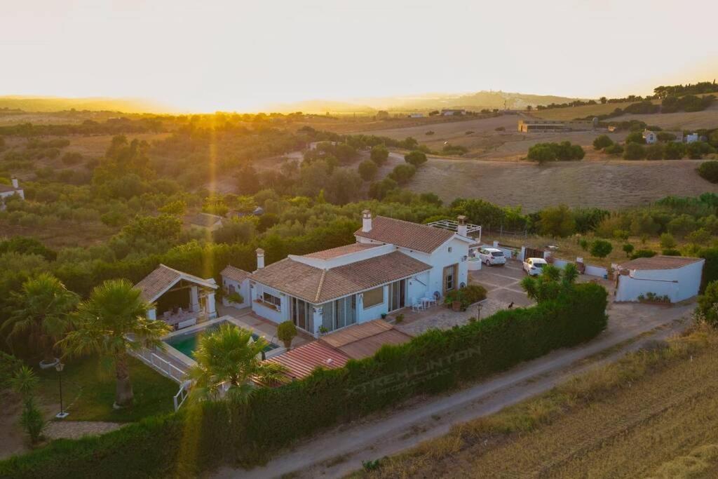 ארקוס דה לה פרונטרה Villa El Estanque Holiday Cottage & Bungalow מראה חיצוני תמונה