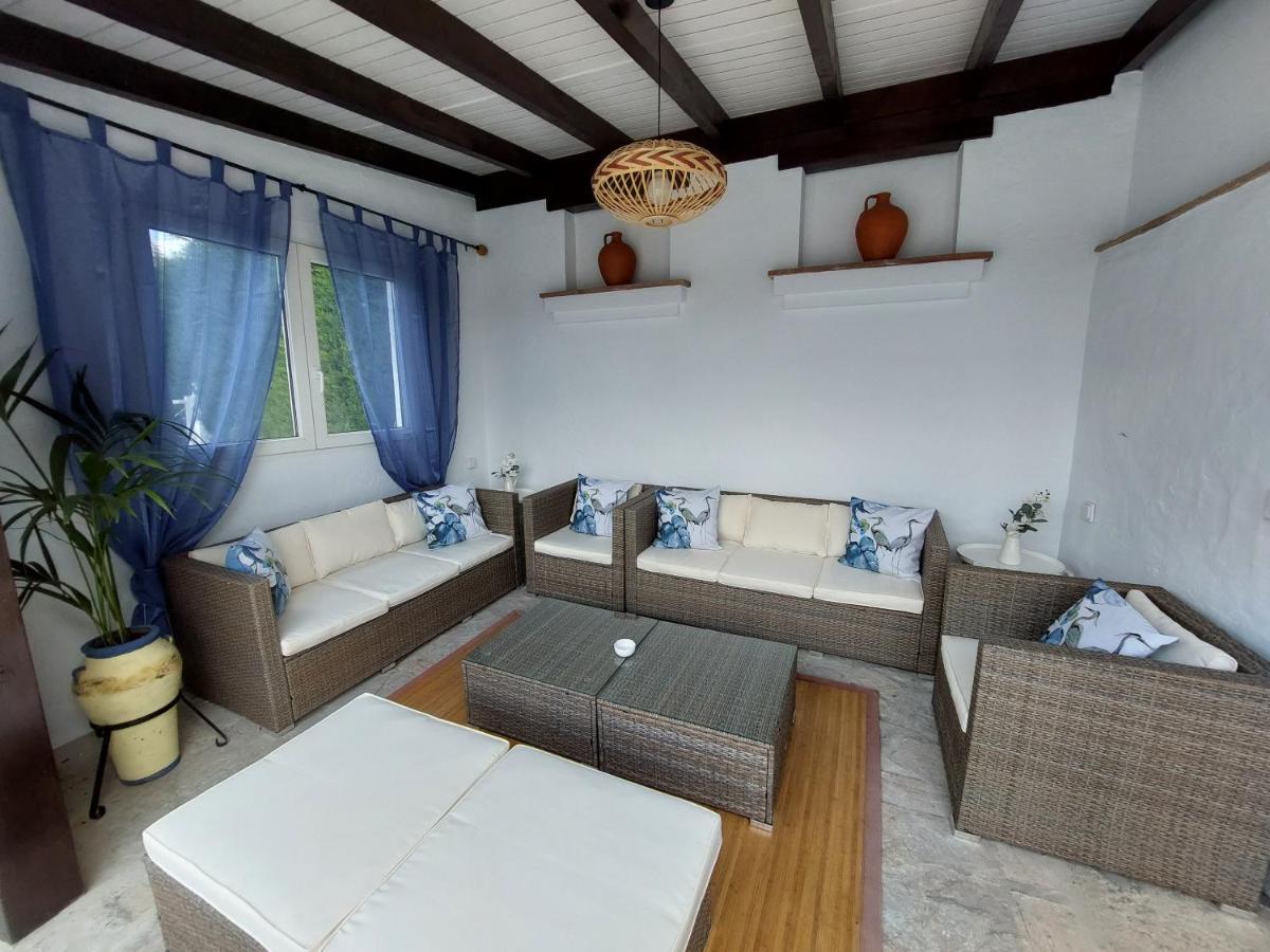 ארקוס דה לה פרונטרה Villa El Estanque Holiday Cottage & Bungalow מראה חיצוני תמונה